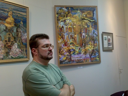 десь у галереї біля Лаври